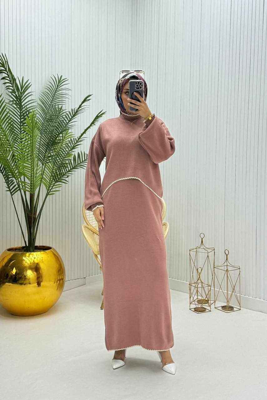 The Classically Cosy Set